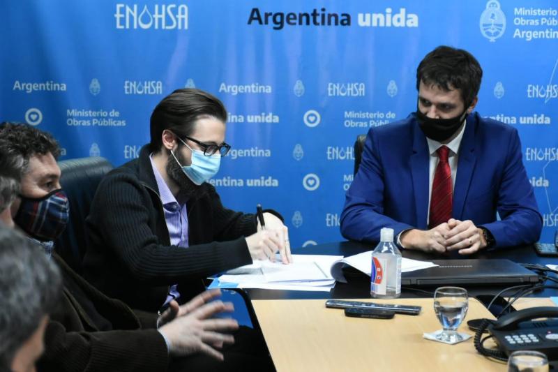Nación y Provincia firman convenio por obras de agua y cloacas