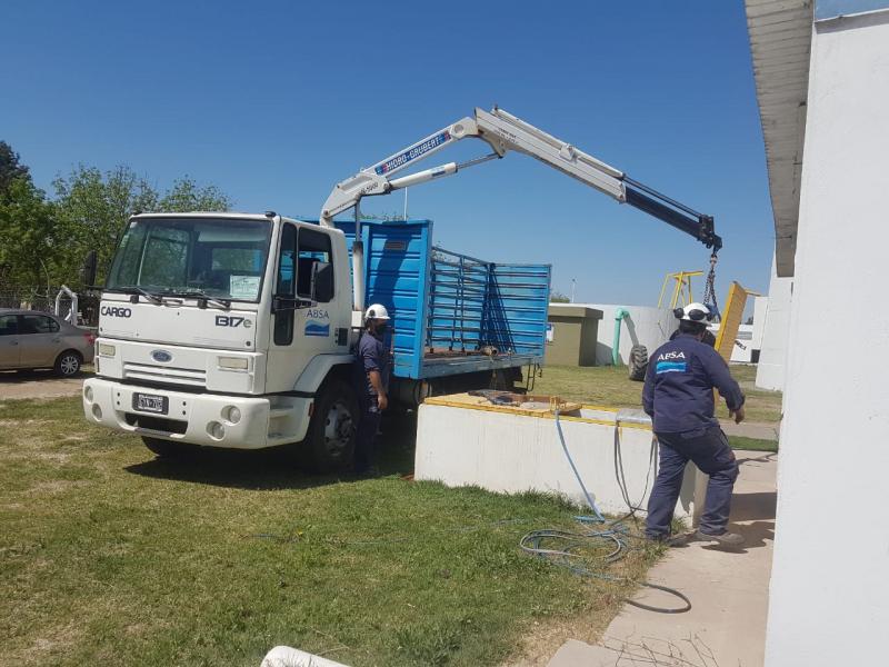 ABSA cambió una bomba en la red de agua de General Villegas