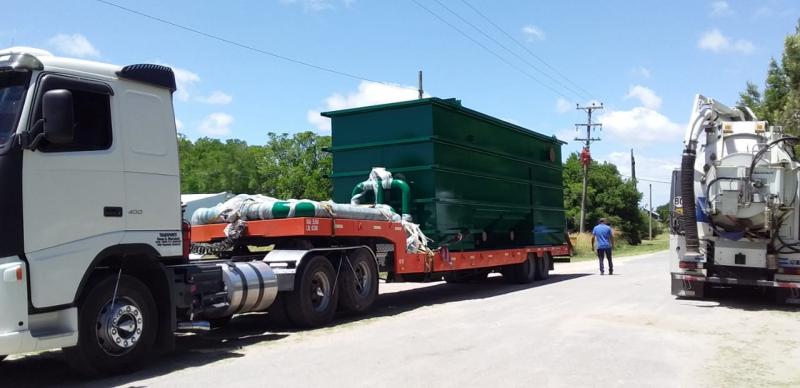 Comienza el montaje del nuevo módulo potabilizador en General Lavalle