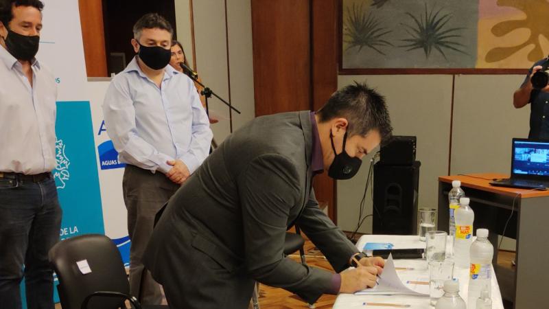 Se adjudicaron las obras para la realización de 53 pozos de captación de agua