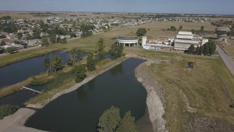 Se licitó el acueducto que mejorará el servicio de agua a una importante zona de Bahía Blanca
