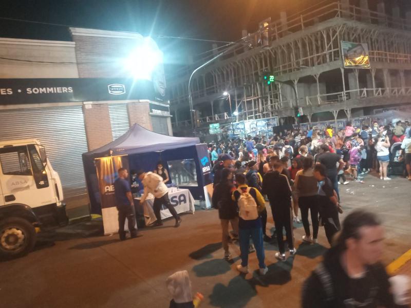 ABSA brindó hidratación en el Carnaval de Ensenada