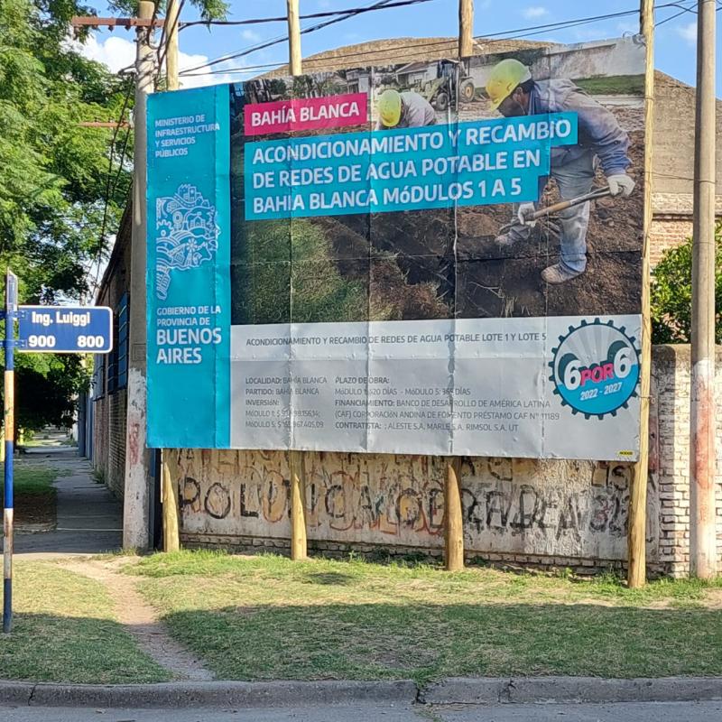 Recambio de cañerías en Bahía Blanca: comenzó el tendido en dos módulos