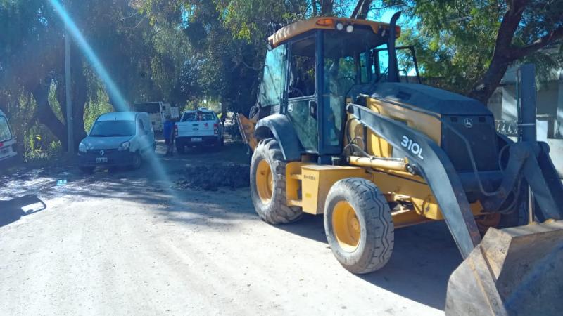 Reparación de cañería de agua en Berisso