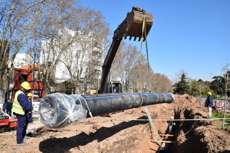 La Plata: con una inversión superior a los 500 millones, avanza la habilitación de un acueducto sobre Avenida 32