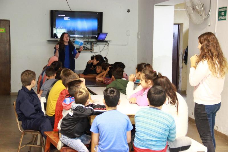 ABSA brindó una charla educativa sobre el cuidado del agua en Maipú