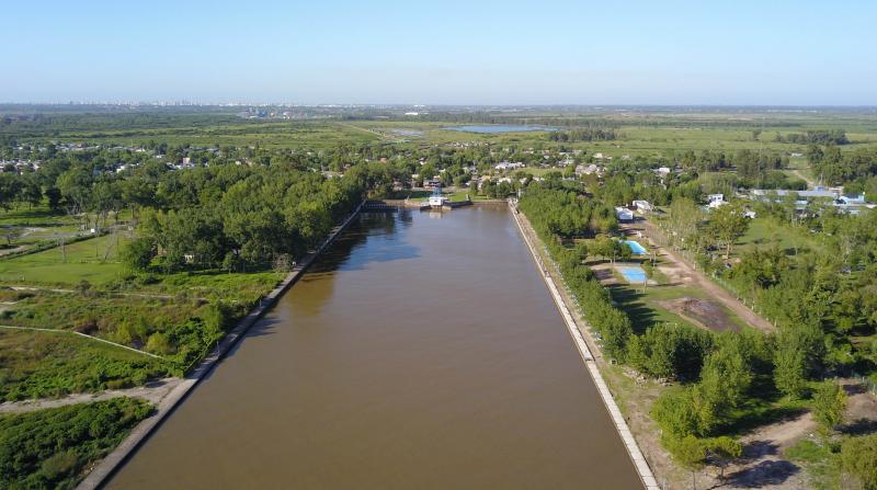 La Plata - ABSA garantiza la potabilidad del agua entregada a través del Acueducto Norte