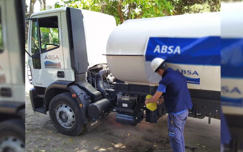 ABSA asiste con agua potable a los vecinos de Villa Gesell
