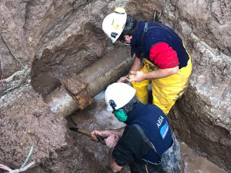 Finalizó la reparación de cañería en San Miguel del Monte