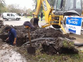 ABSA reparó un caño maestro en City Bell