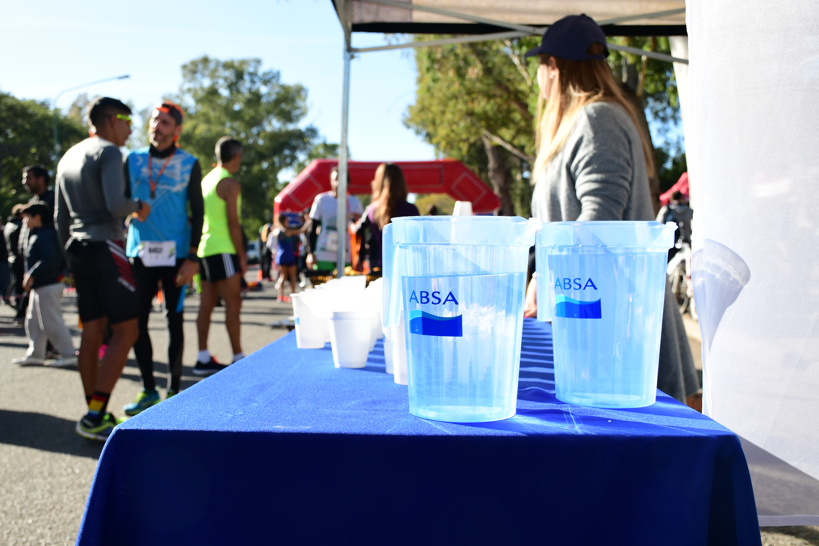 ABSA garantizó la hidratación en la Media Maratón Tres Ciudades