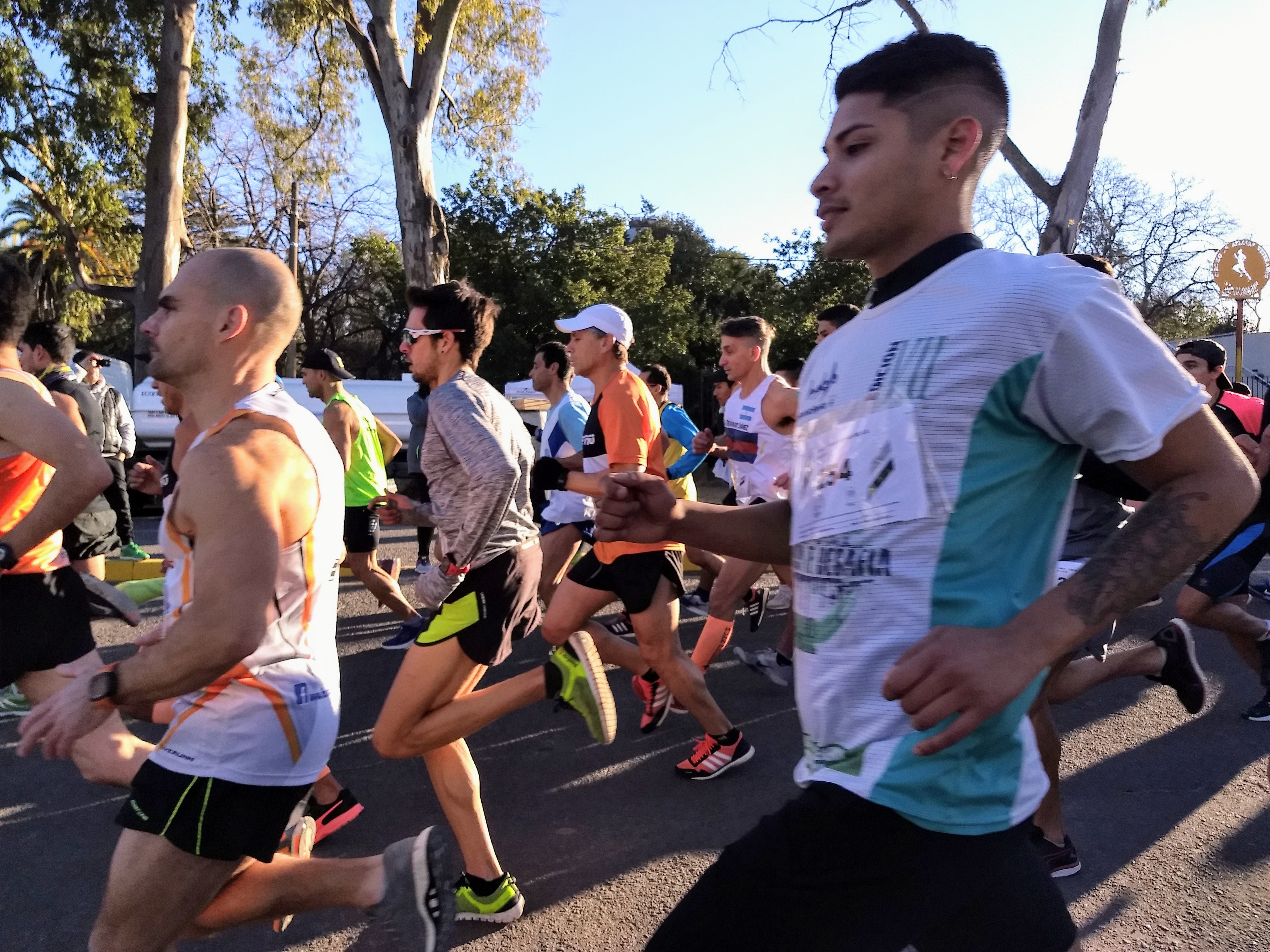 ABSA brindó la hidratación en la “Copa 10K La Plata”