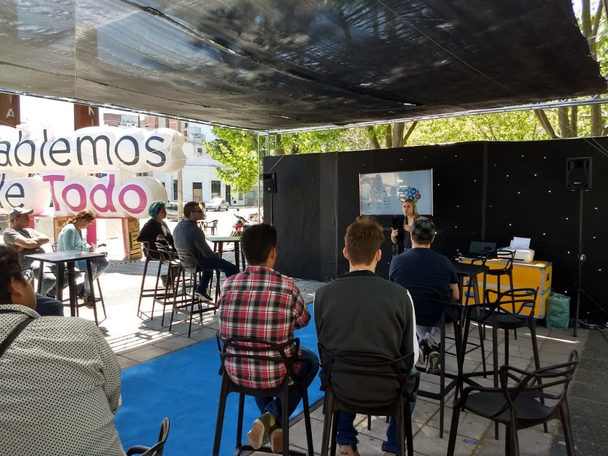 ABSA en la primera feria de emprendedores del país